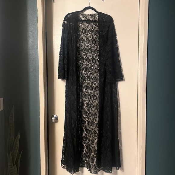 Vintage Black Lace Maxi Duster - Picture 1 of 5